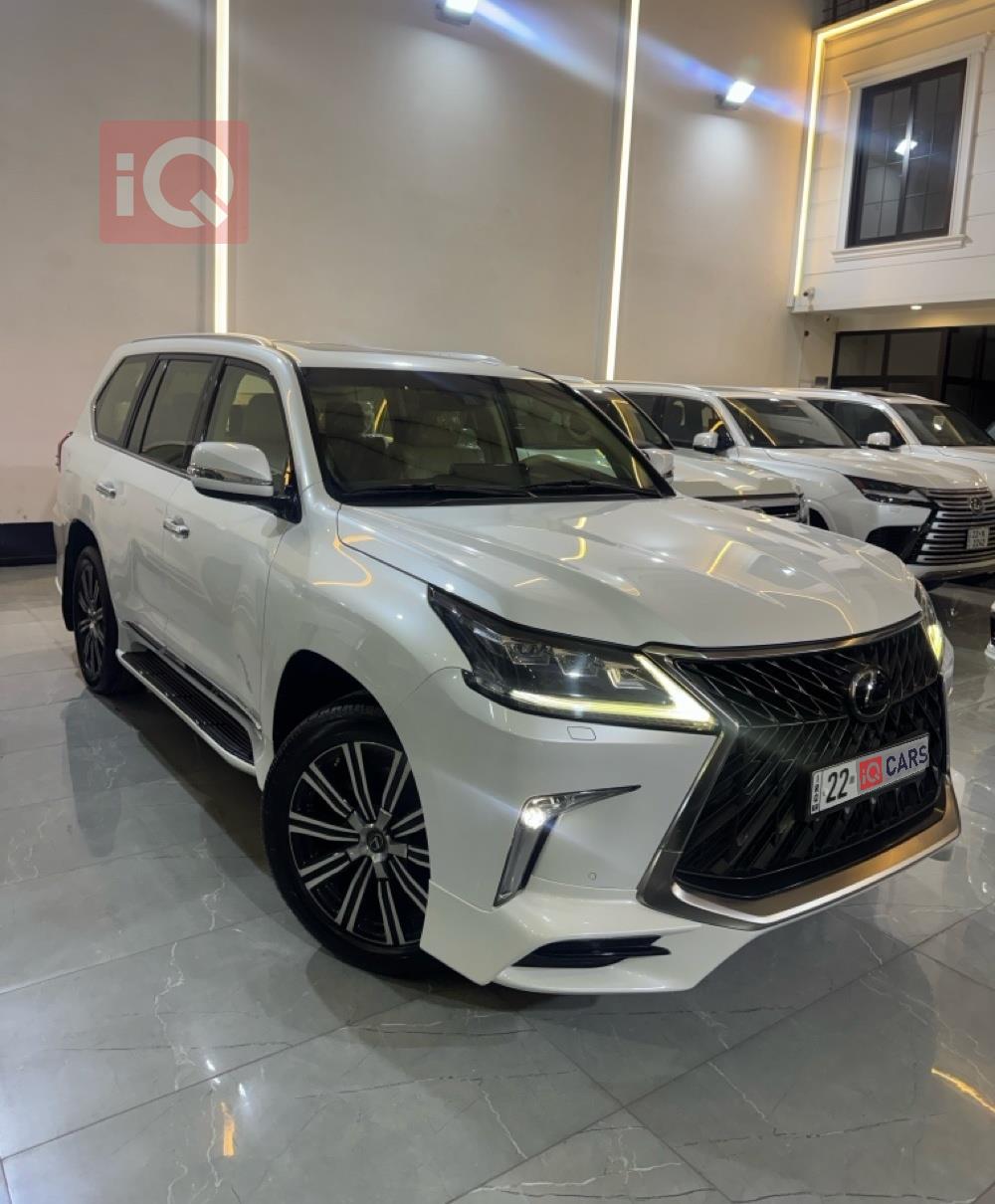 https://cdn.iqcars.ioedb5ef7e-97ff-4464-8f08-66f6458d3121_2.jpg